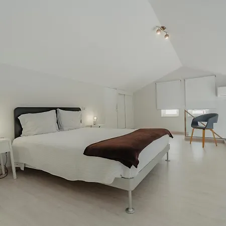 20 Da - With Mezzanine With Panoramic Terrace São Bartolomeu de Messines